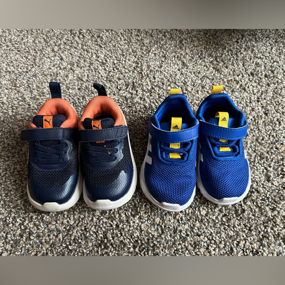Toddler shoes size 4c